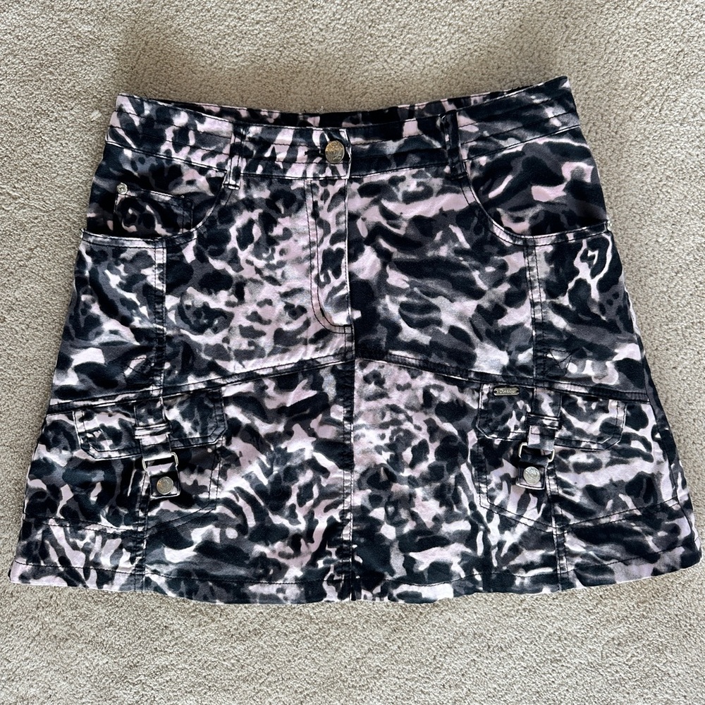 Daily Sports Leopard Print Mini Skirt with Buckle Details